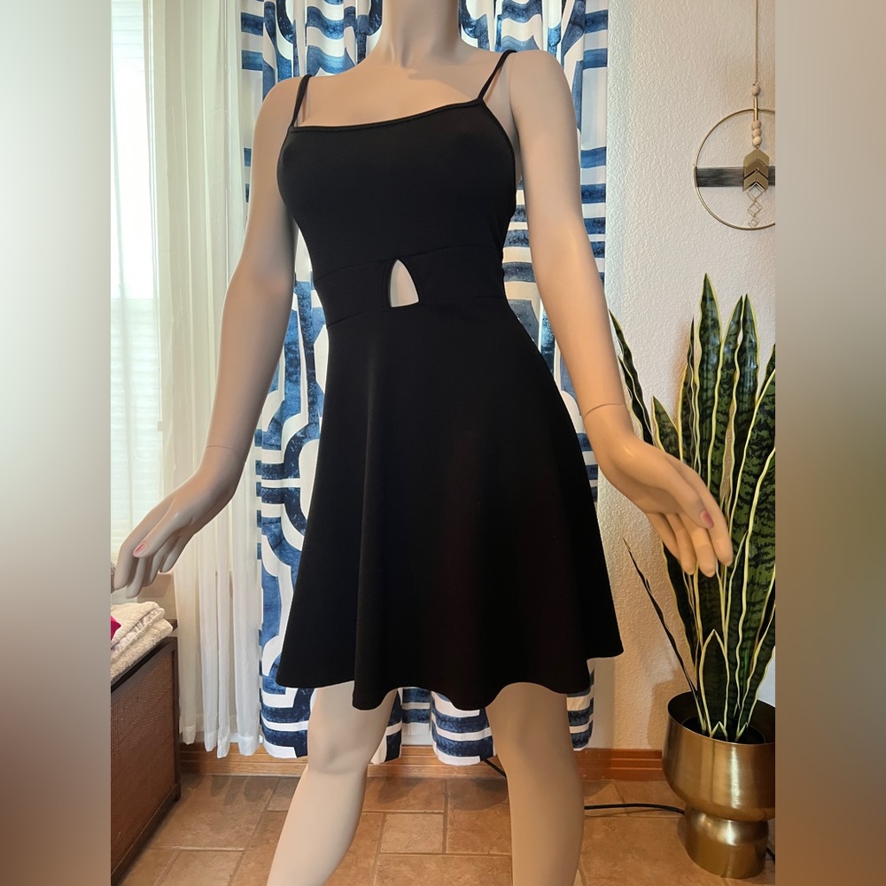 Rebel Sugar Black Spaghetti Strap Keyhole Dress Size Medium